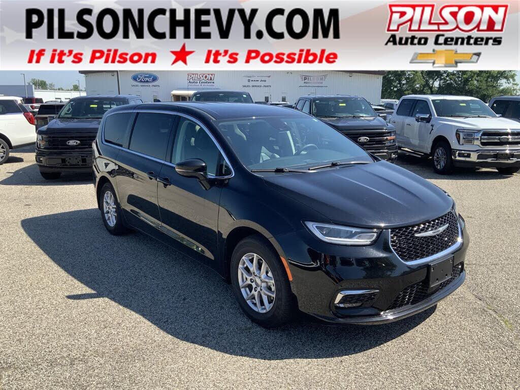 2024 CHRYSLER Pacifica