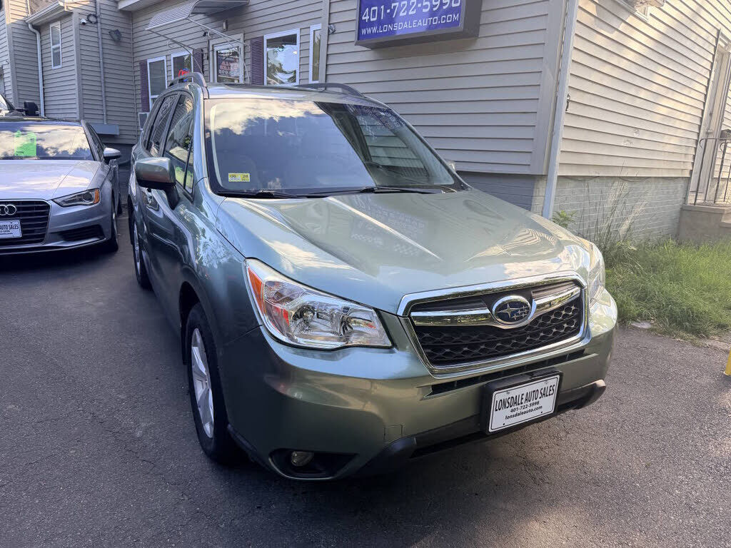 2016 SUBARU Forester