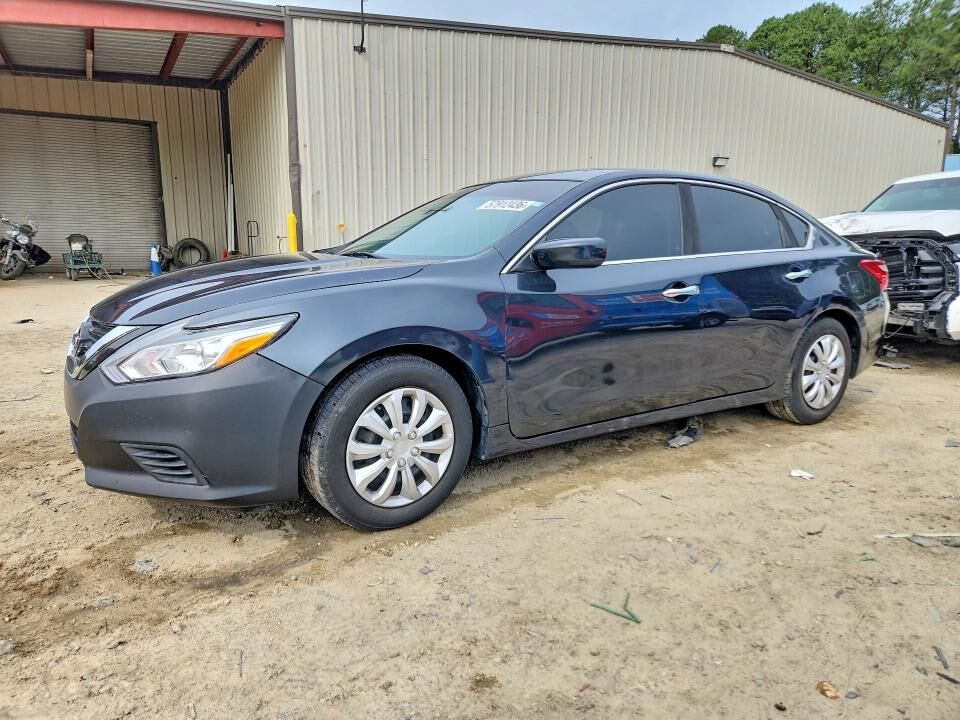 2017 NISSAN Altima