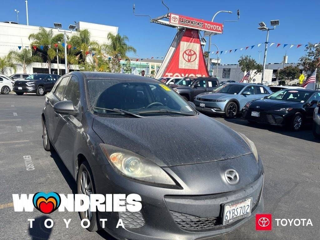 2012 MAZDA Mazda3