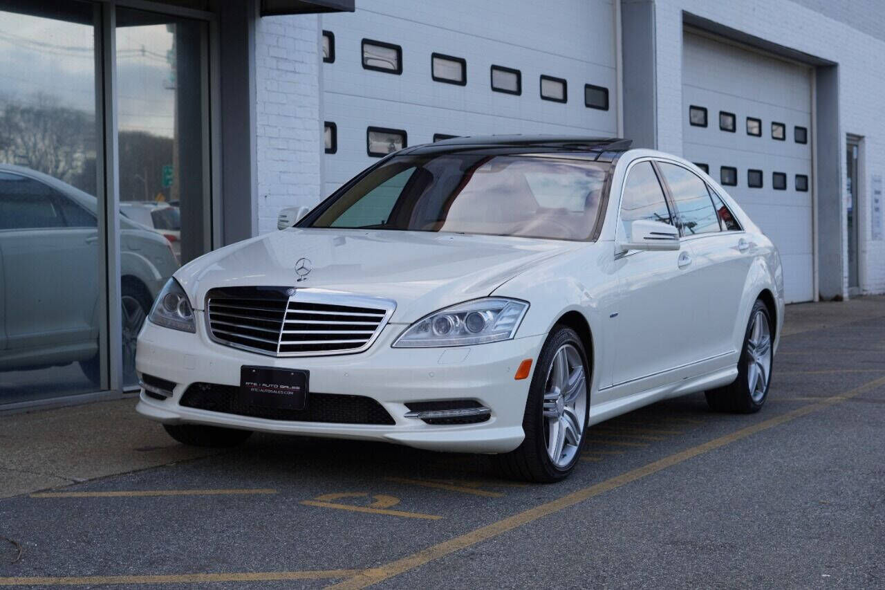 2012 MERCEDES-BENZ S-Class
