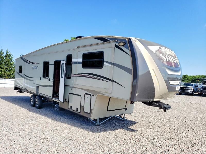 2015 FOREST RIVER Sabre