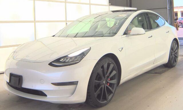 2020 TESLA Model 3