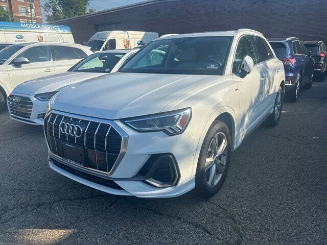 2019 AUDI Q3