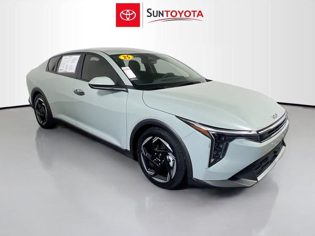 2025 KIA K4