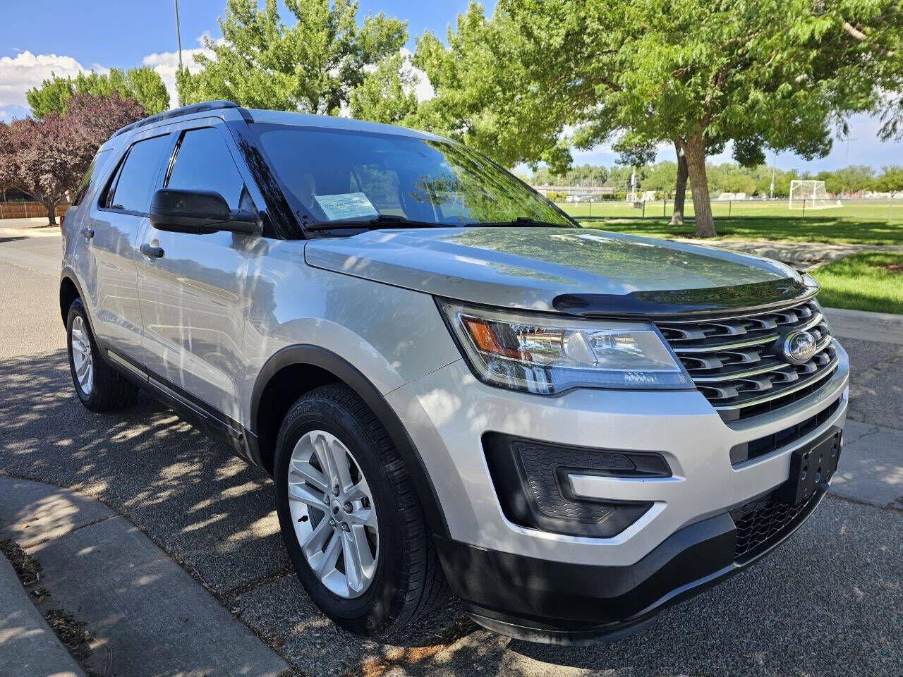 2017 FORD Explorer