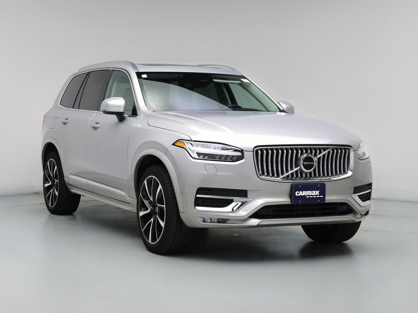 2023 VOLVO XC90