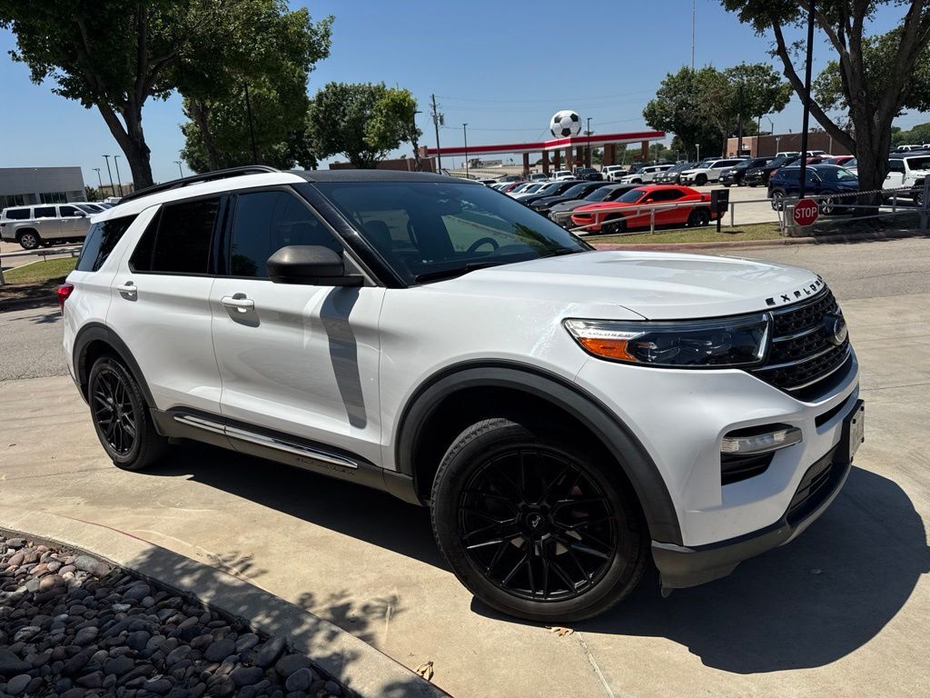 2020 FORD Explorer