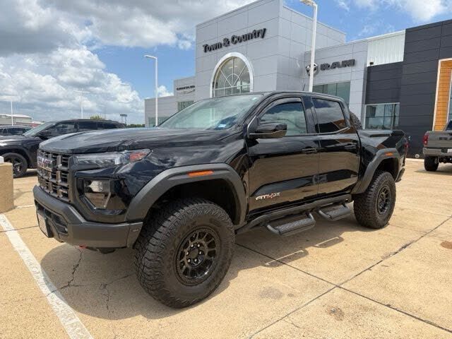 2024 GMC Canyon