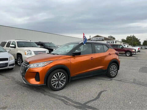 2022 NISSAN Kicks