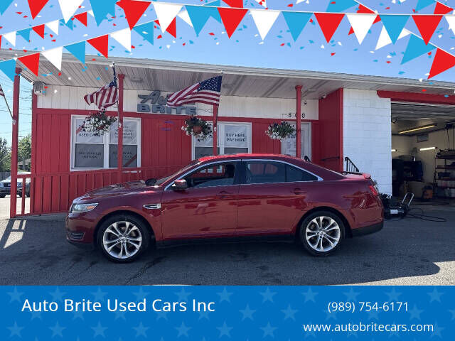 2013 FORD Taurus