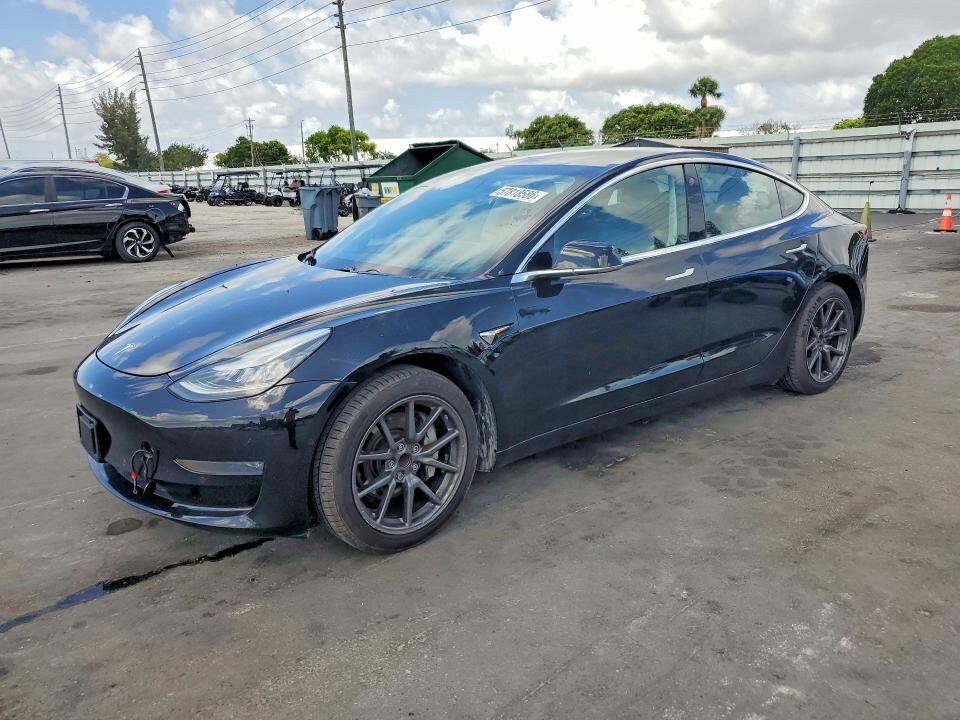 2019 TESLA Model 3