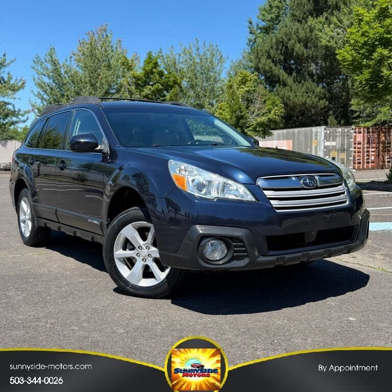 2013 SUBARU Outback