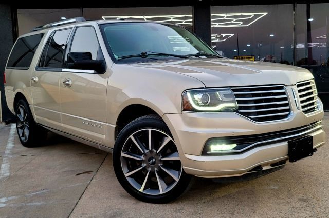 2017 LINCOLN Navigator L