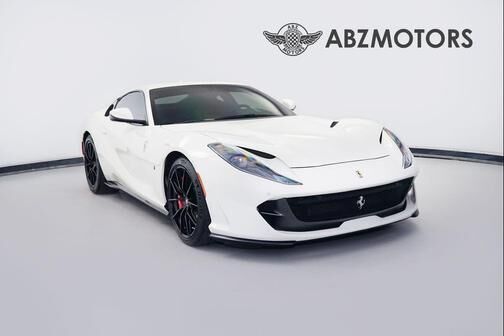 2019 FERRARI 812 Superfast