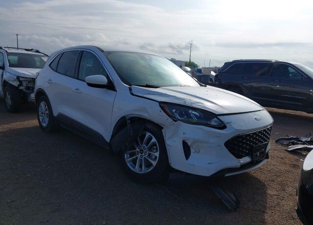 2020 FORD Escape