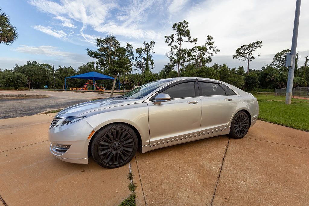 2016 LINCOLN MKZ