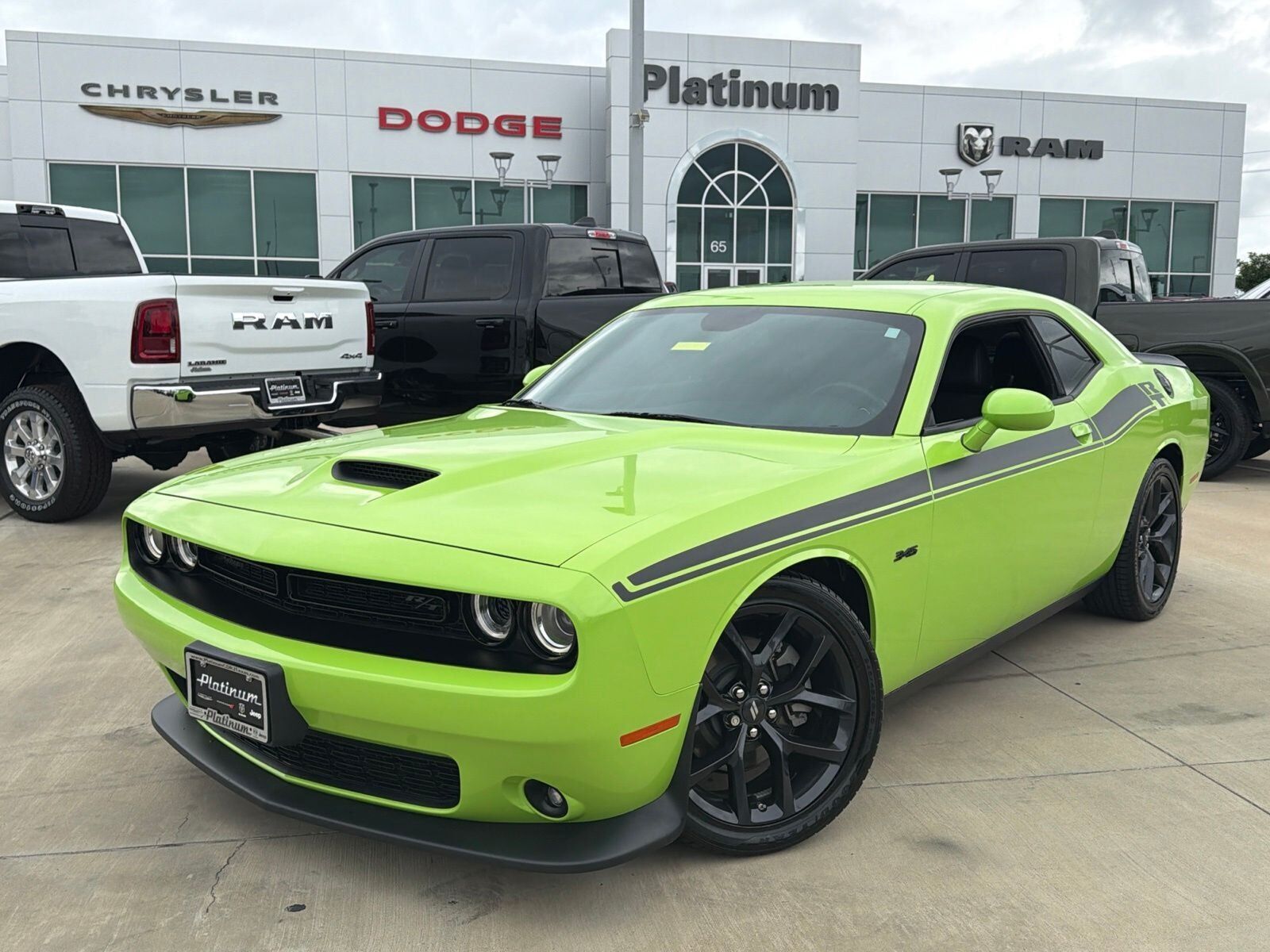 2023 DODGE Challenger