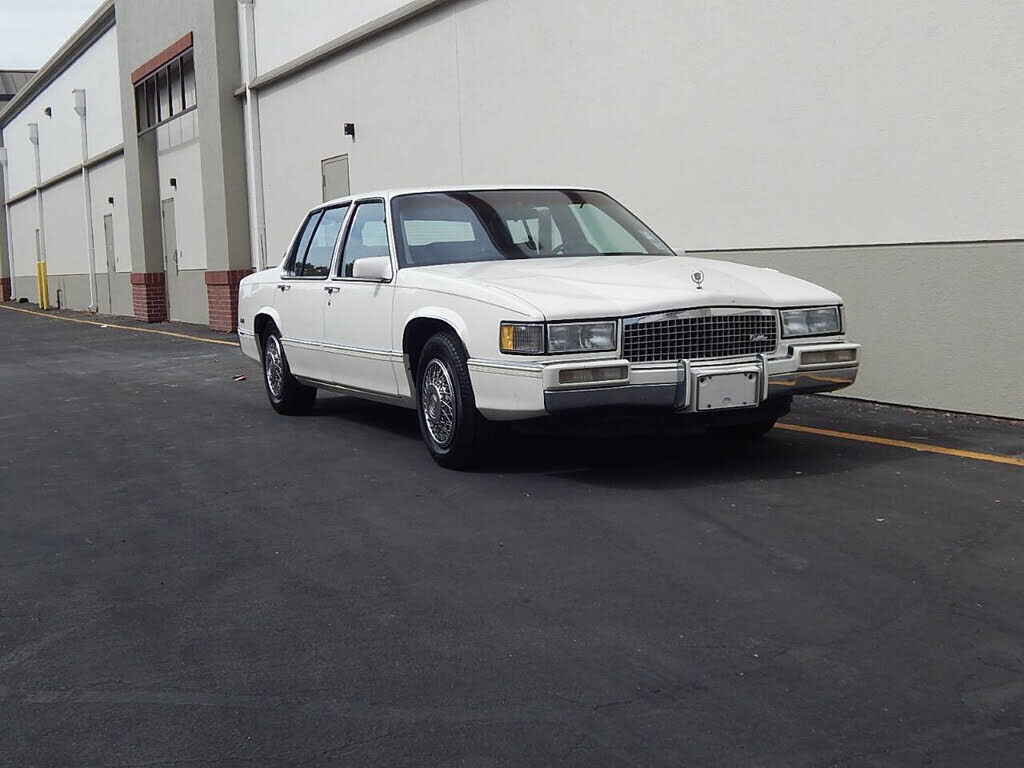 1989 CADILLAC Deville