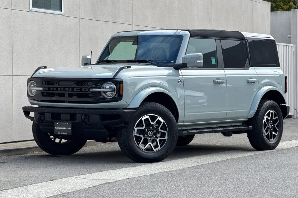 2024 FORD Bronco
