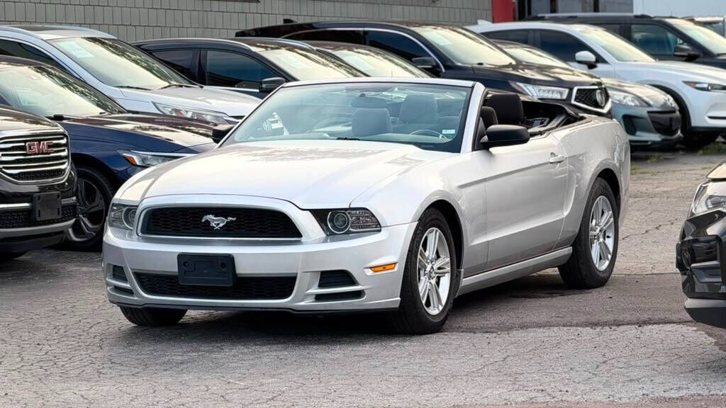 2013 FORD Mustang