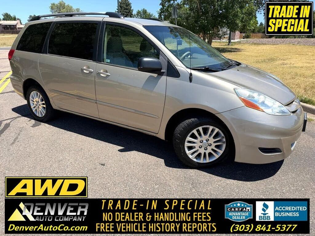 2009 TOYOTA Sienna