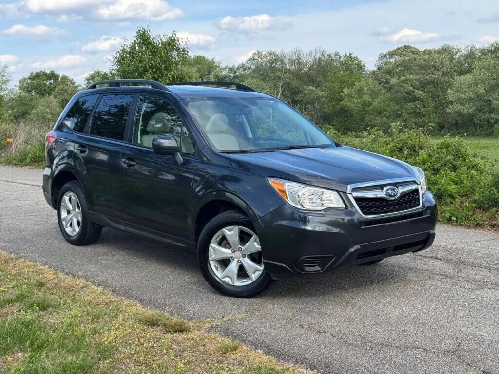2014 SUBARU Forester