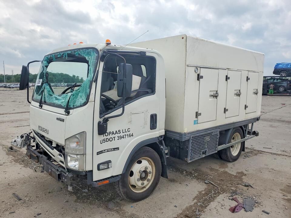 2022 ISUZU NPR-HD