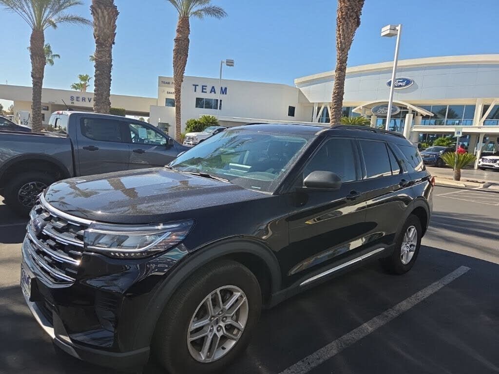2025 FORD Explorer