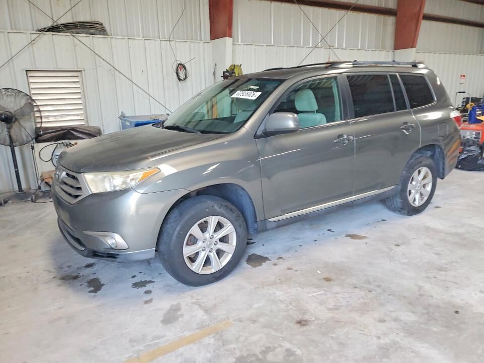 2012 TOYOTA Highlander