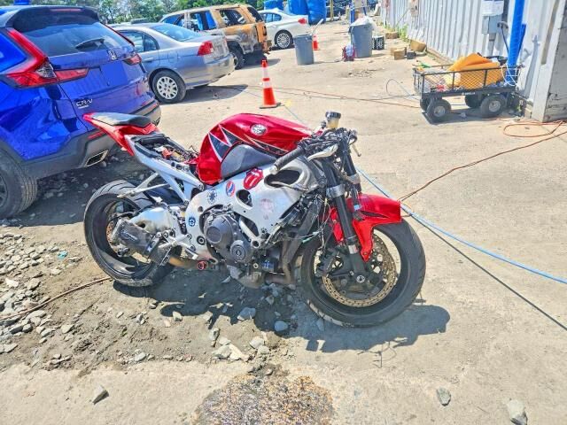 2011 HONDA CB