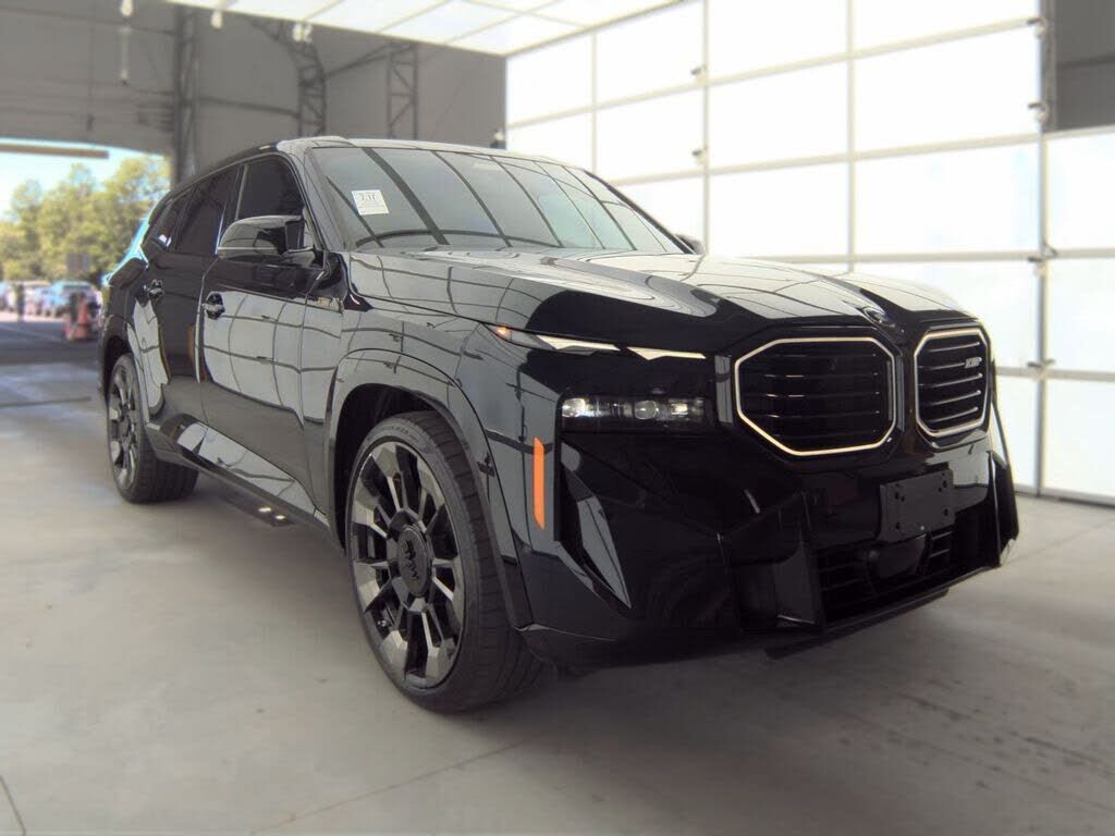 2023 BMW XM