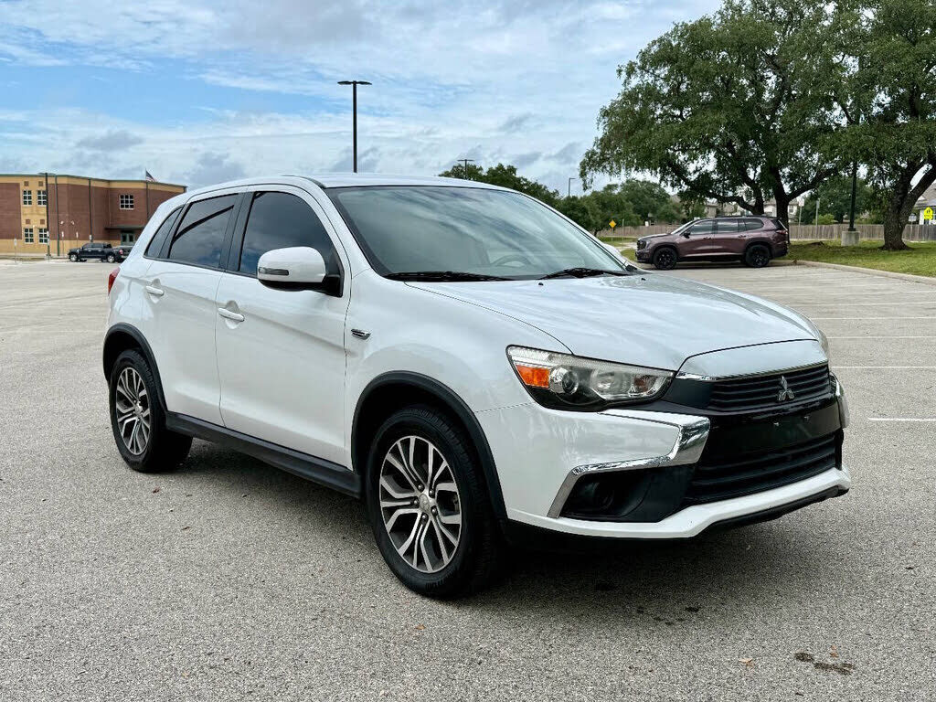 2017 MITSUBISHI Outlander Sport