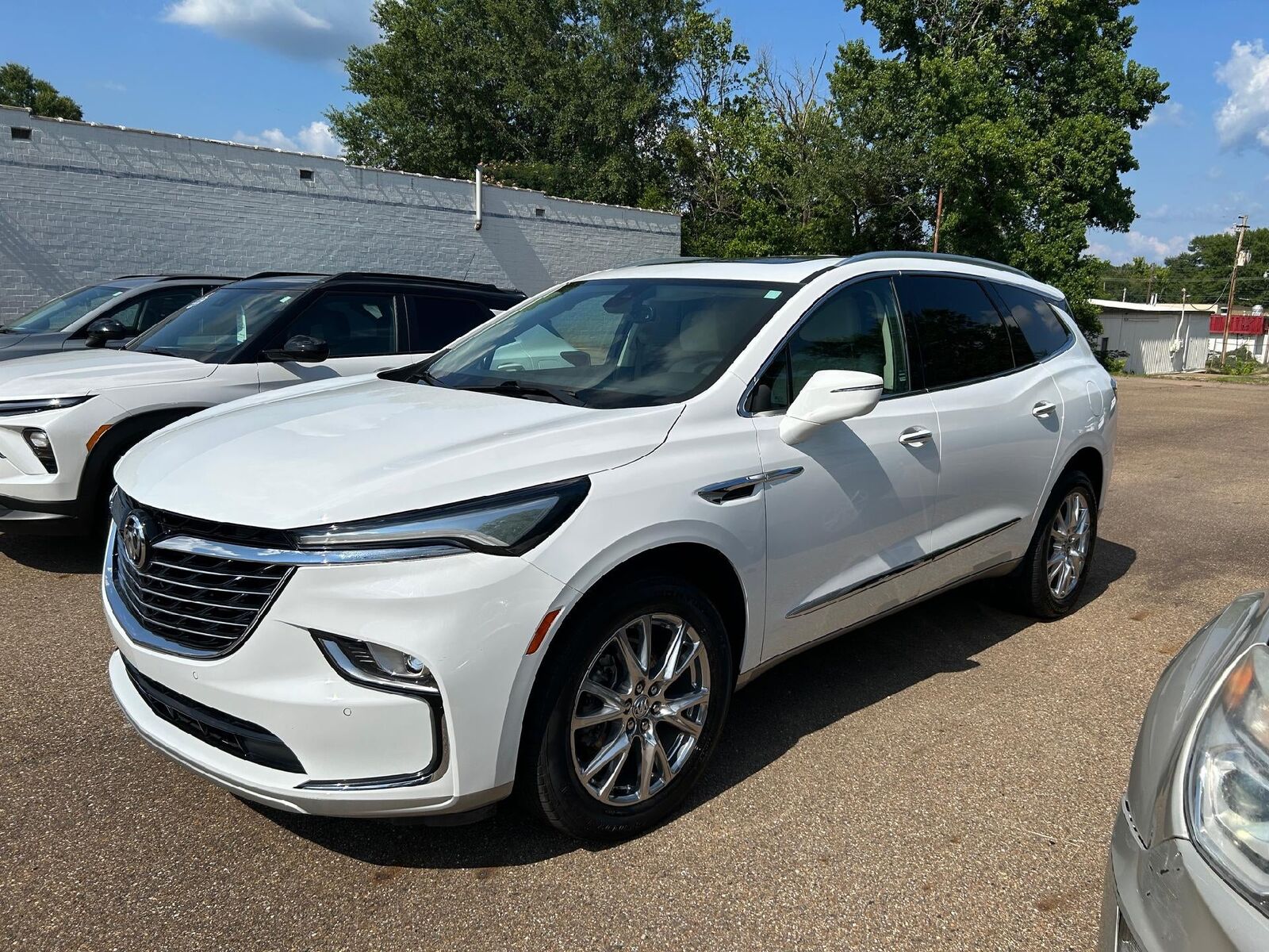 2023 BUICK Enclave