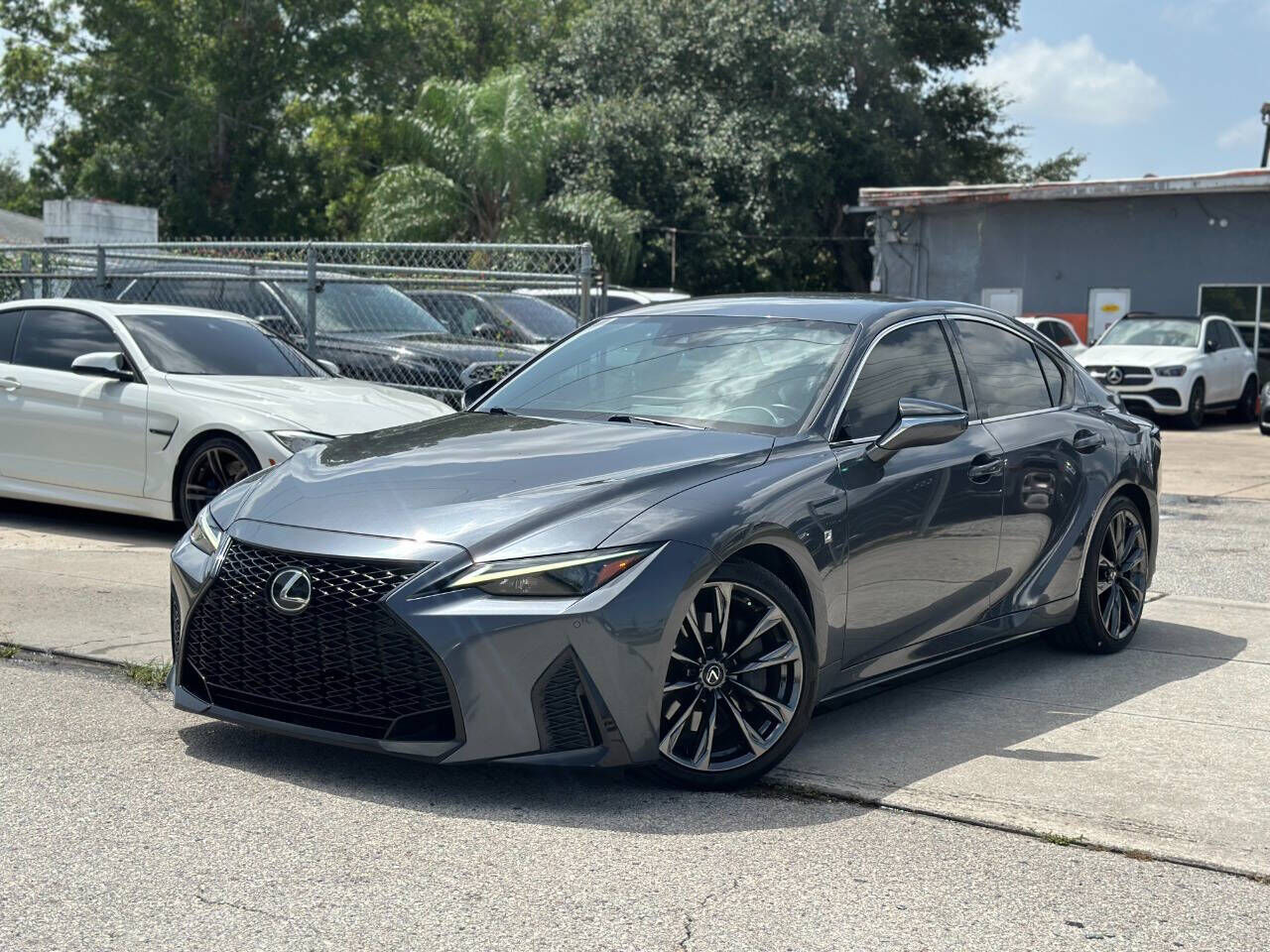 2021 LEXUS IS