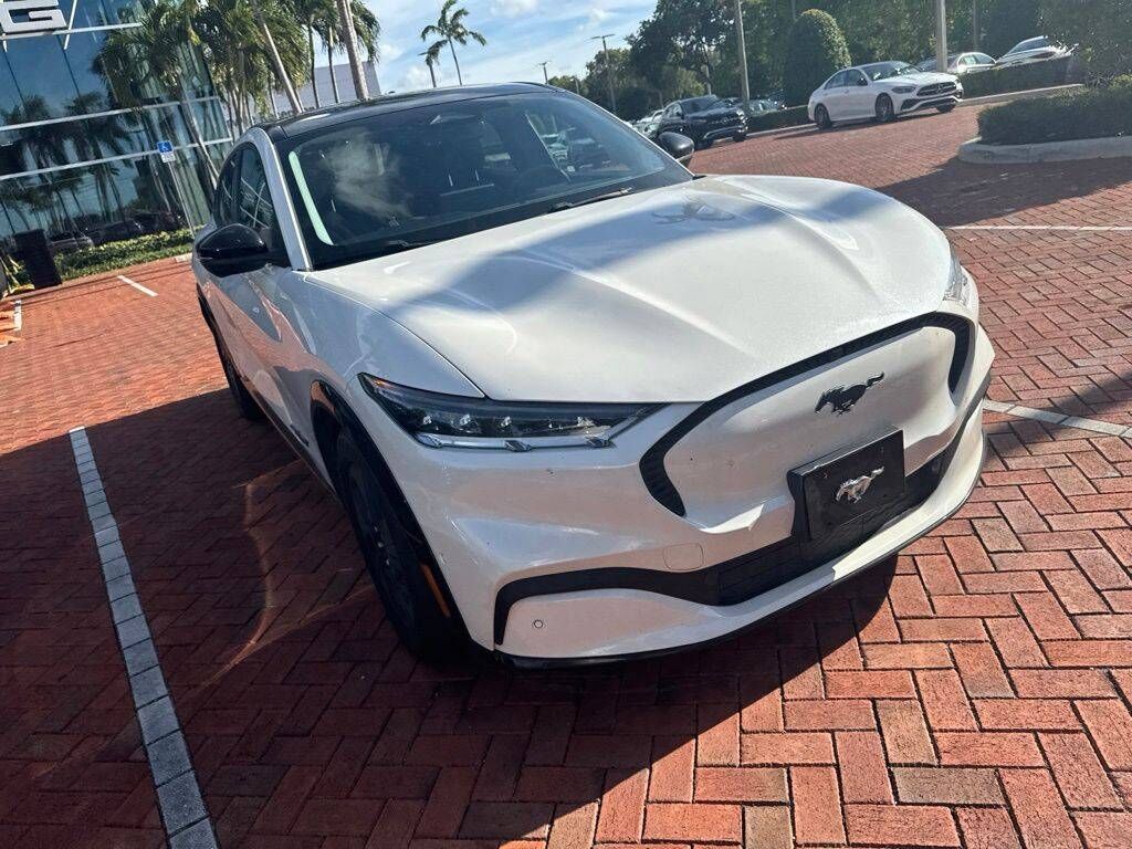 2021 FORD Mach-E