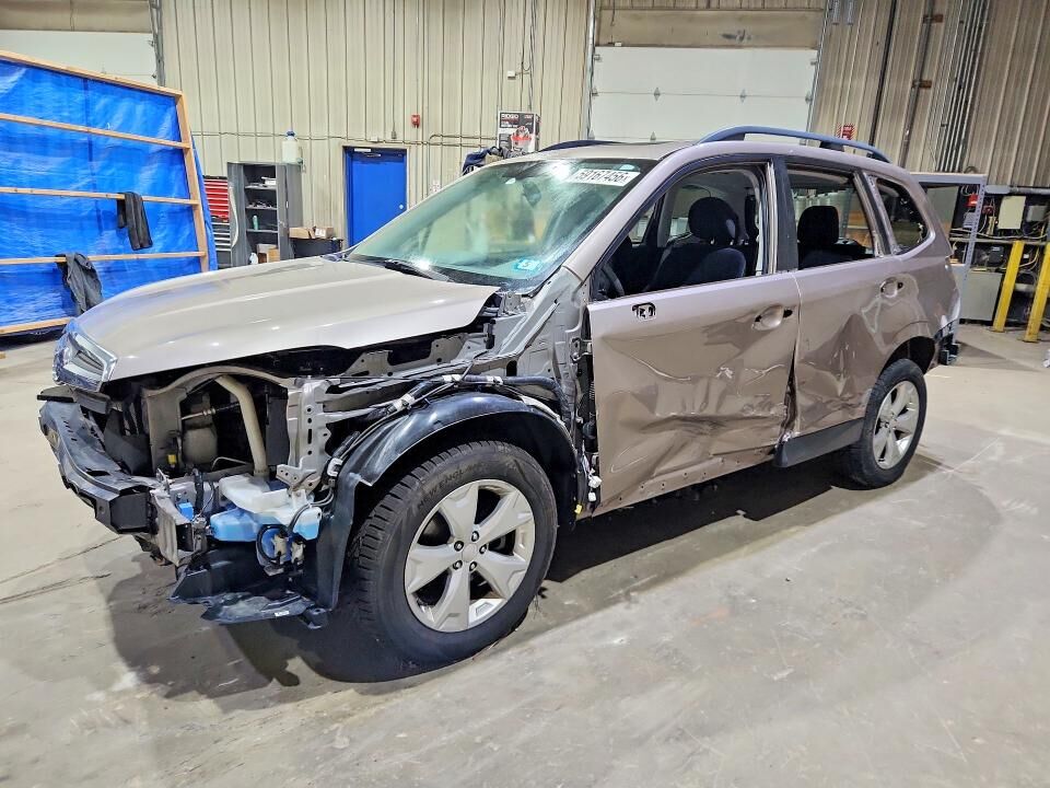 2016 SUBARU Forester