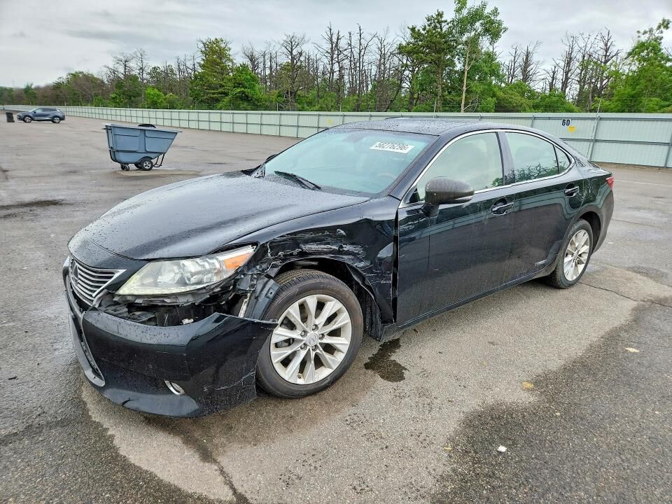 2013 LEXUS ES
