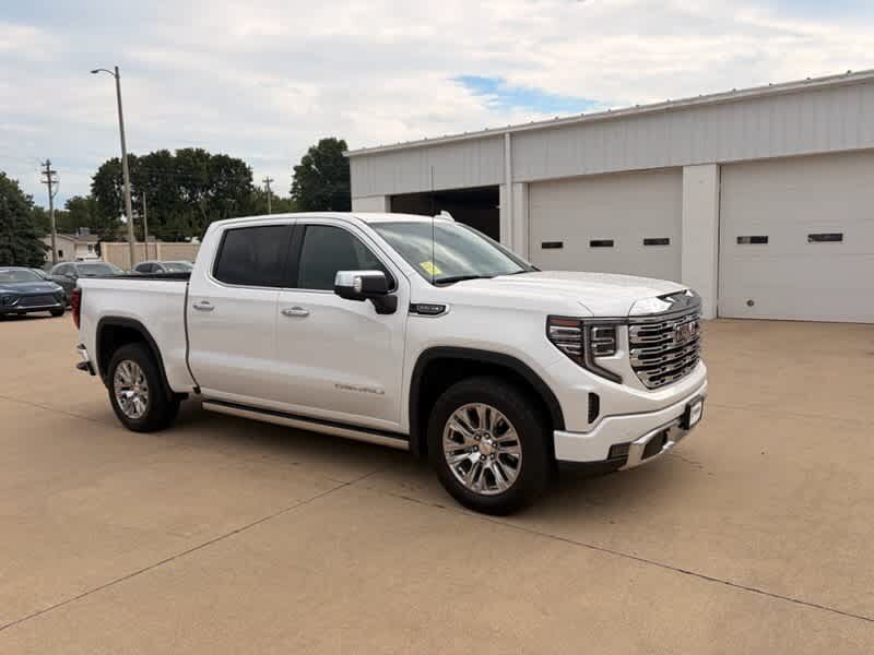 2023 GMC Sierra