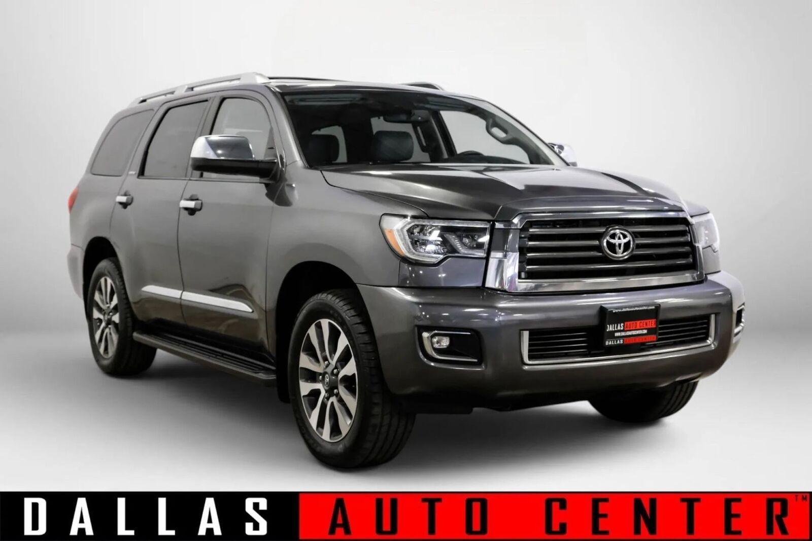 2022 TOYOTA Sequoia