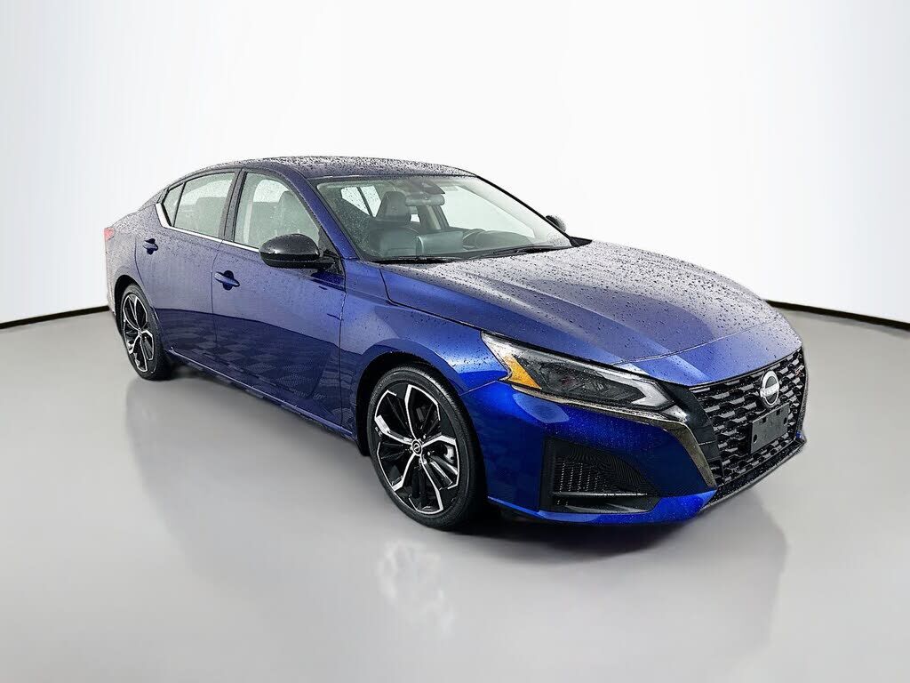 2023 NISSAN Altima