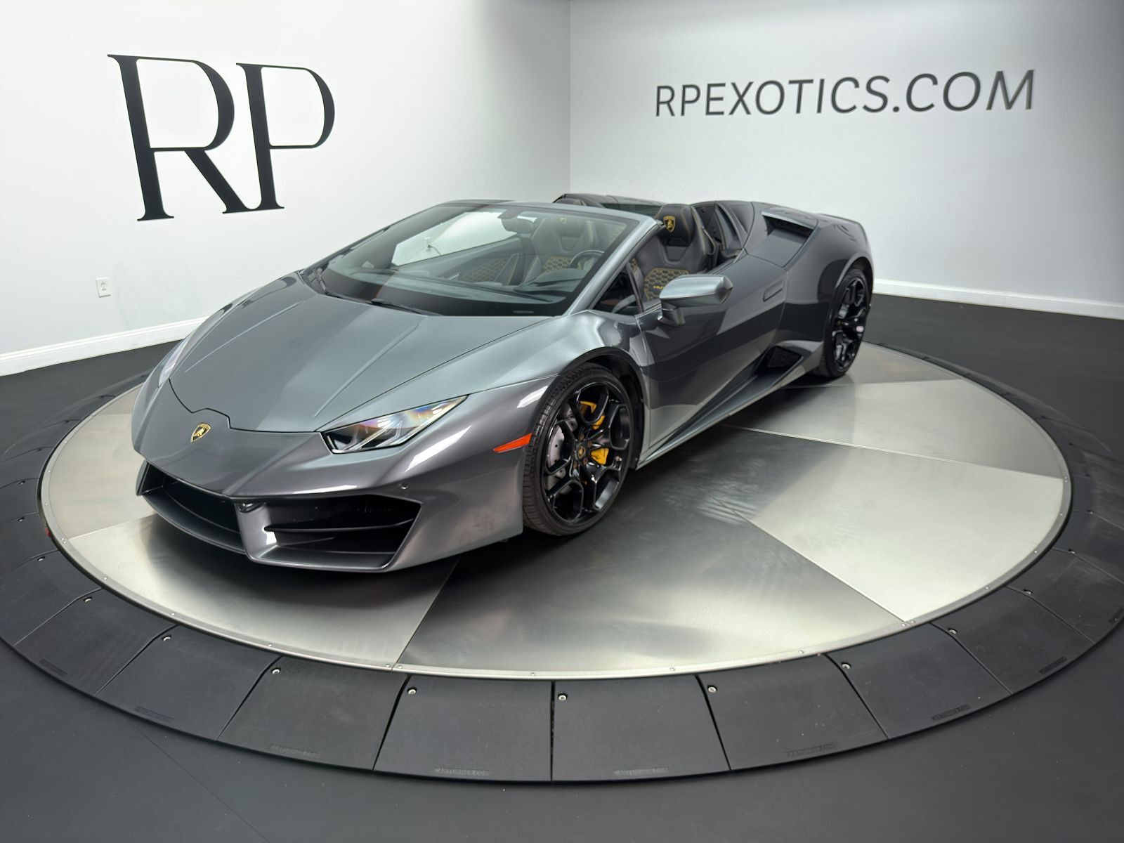 2017 LAMBORGHINI Huracan