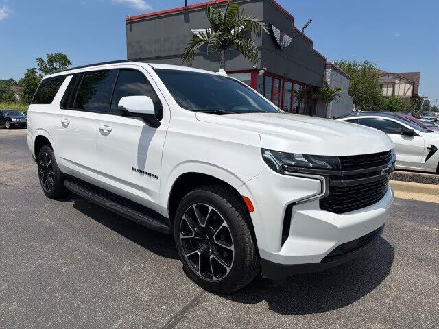 2021 CHEVROLET Suburban