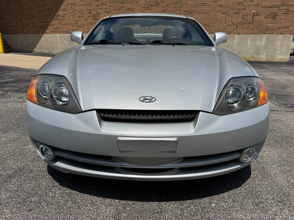 2004 HYUNDAI Tiburon