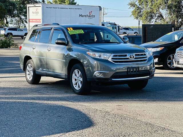 2011 TOYOTA Highlander