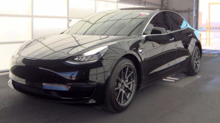 2020 TESLA Model 3