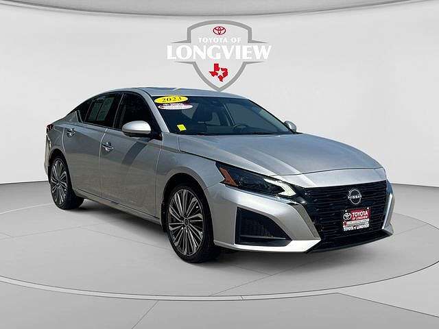 2023 NISSAN Altima