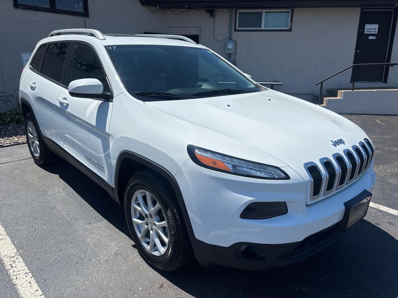 2017 JEEP Cherokee
