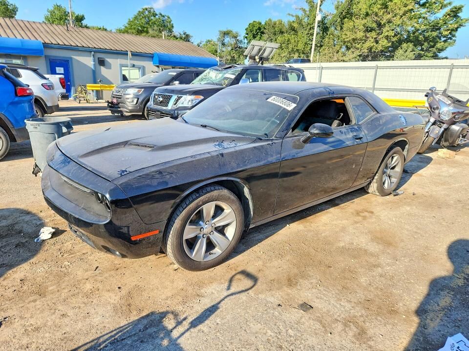 2017 DODGE Challenger