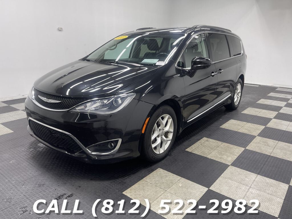 2017 CHRYSLER Pacifica